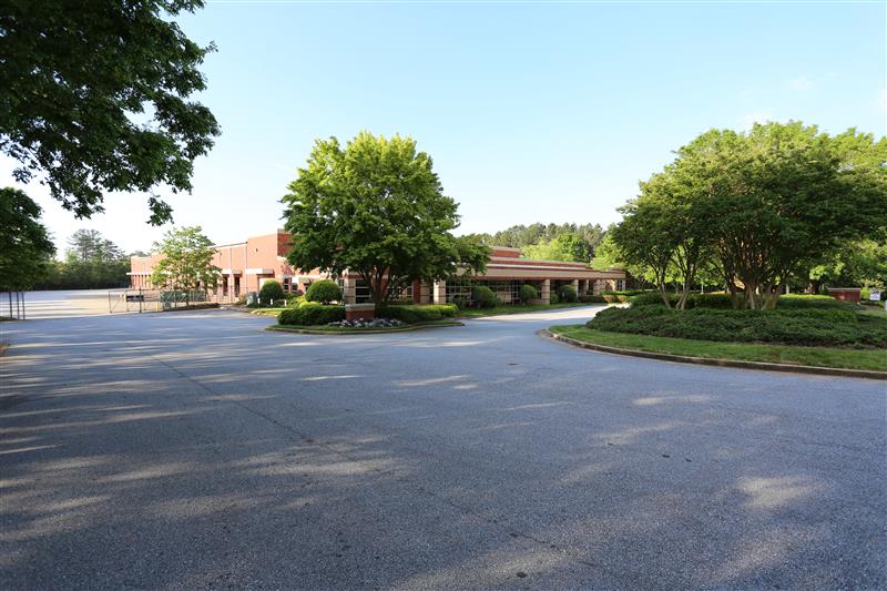 Suwanee Front Exterior